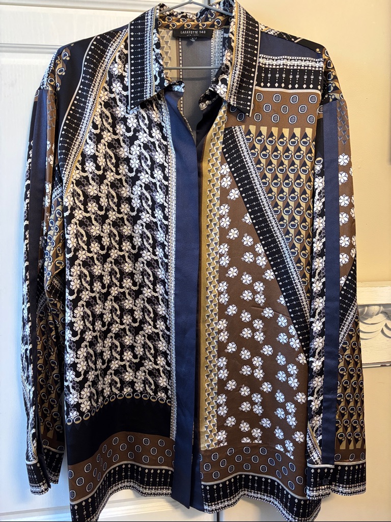 Lafayette 148 Silk Blouse. L